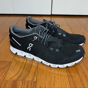 On cloud running shoes black